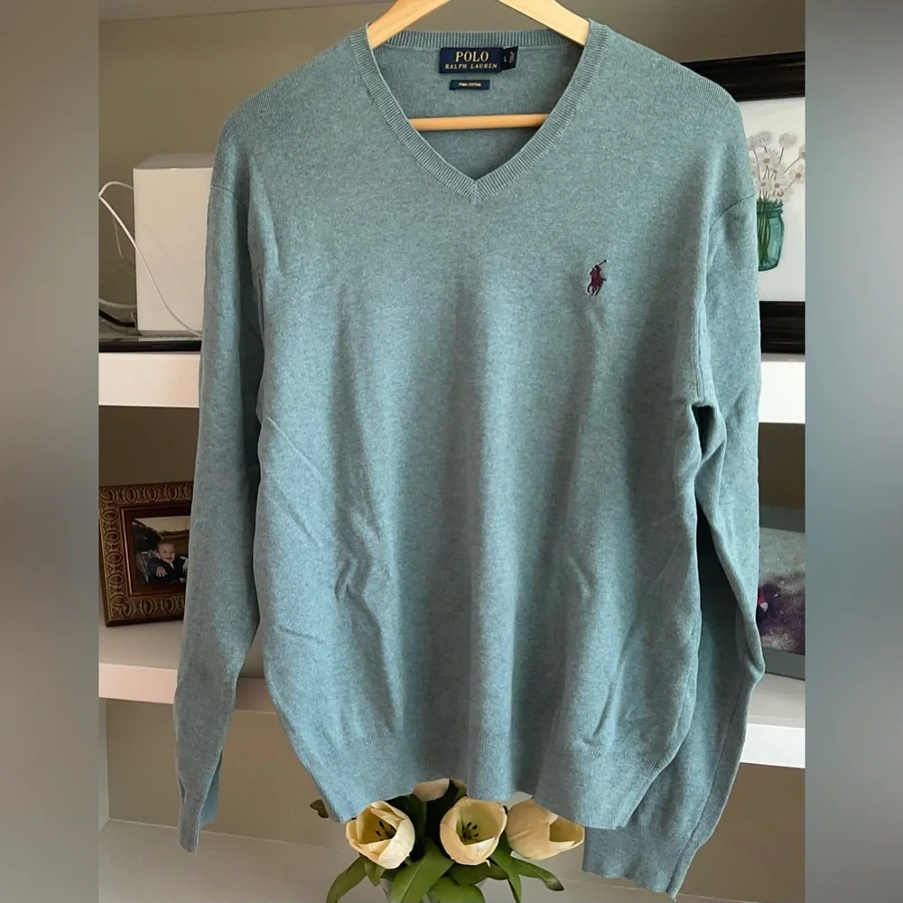 Ralph Lauren Polo V Neck Pima Sz. L
